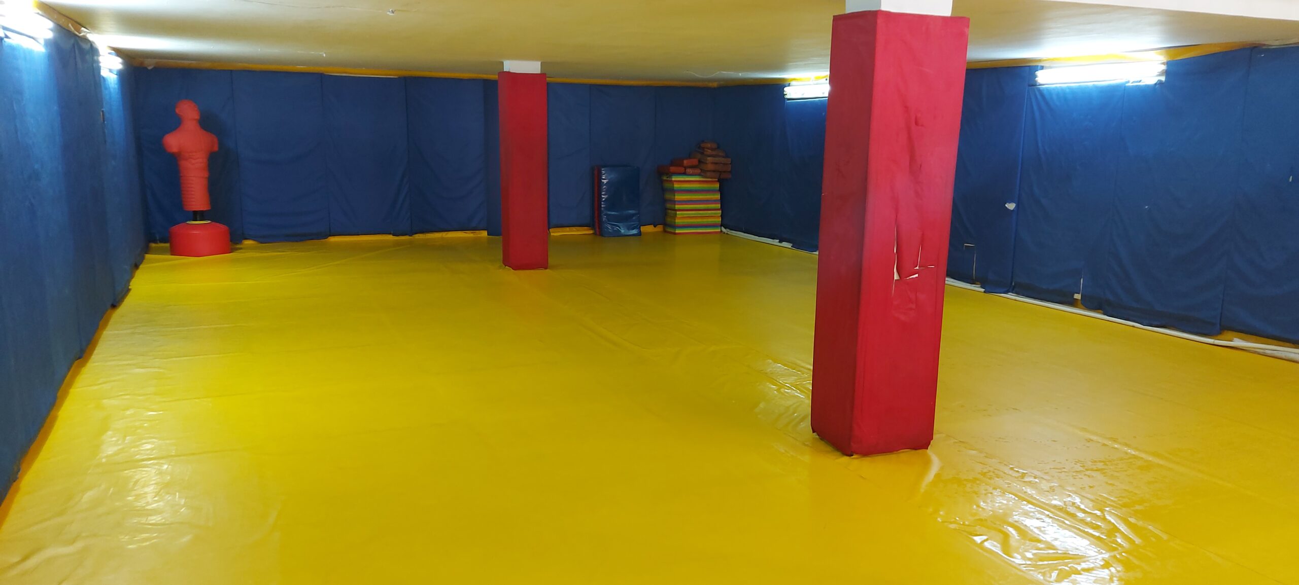 سالن چند منظوره 2